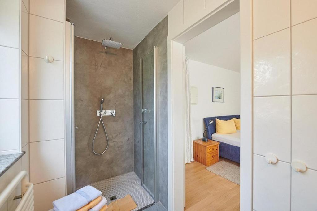 Gaestehaus Schiff Меерсбург Стая снимка