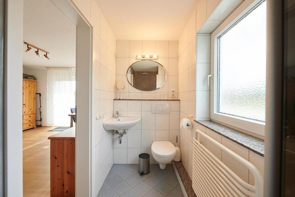 Gaestehaus Schiff Меерсбург Стая снимка